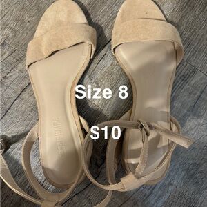 Women's Beige Sandals